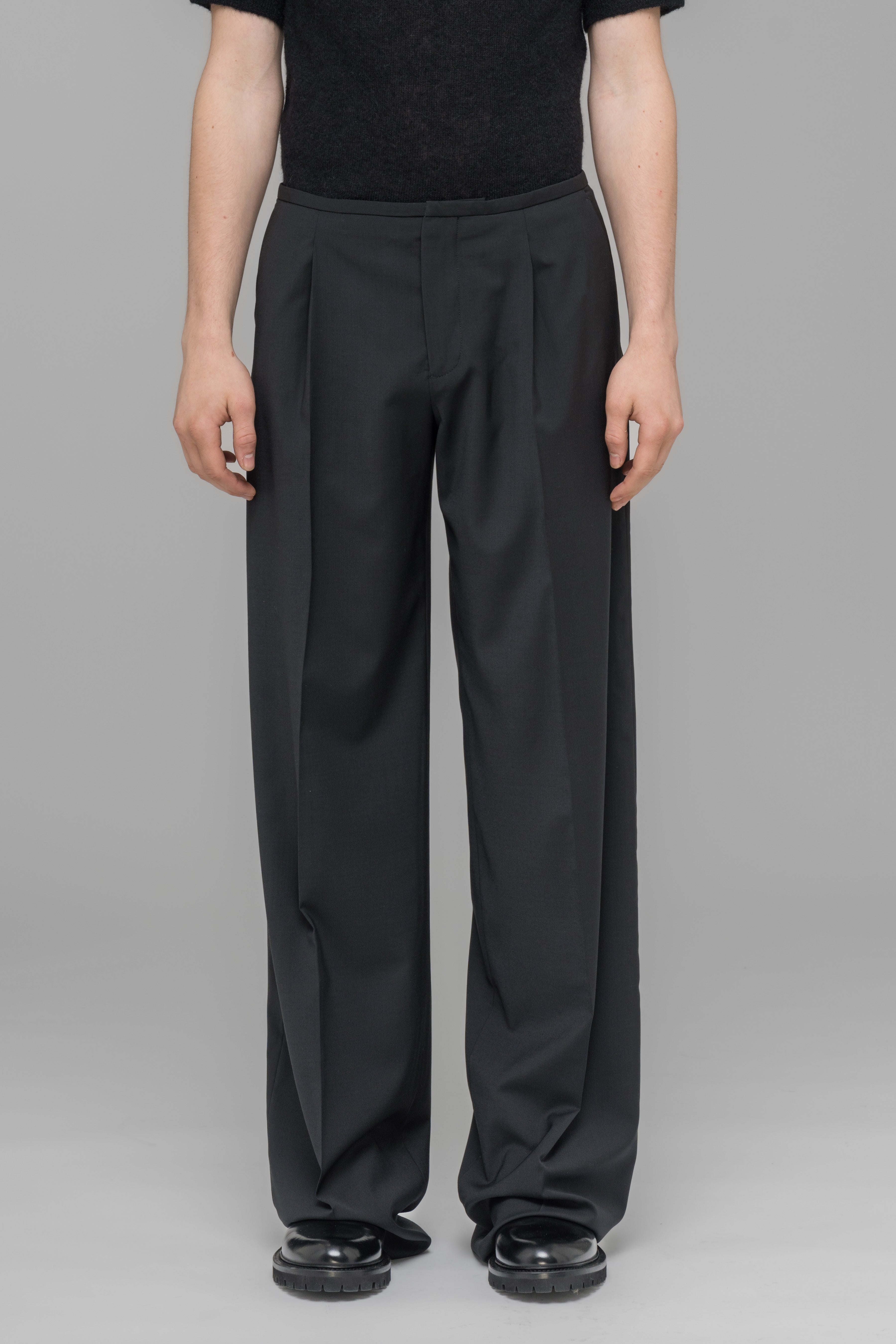"032c OFFICE ATTIRE" WIDE LEG SUIT PANTS