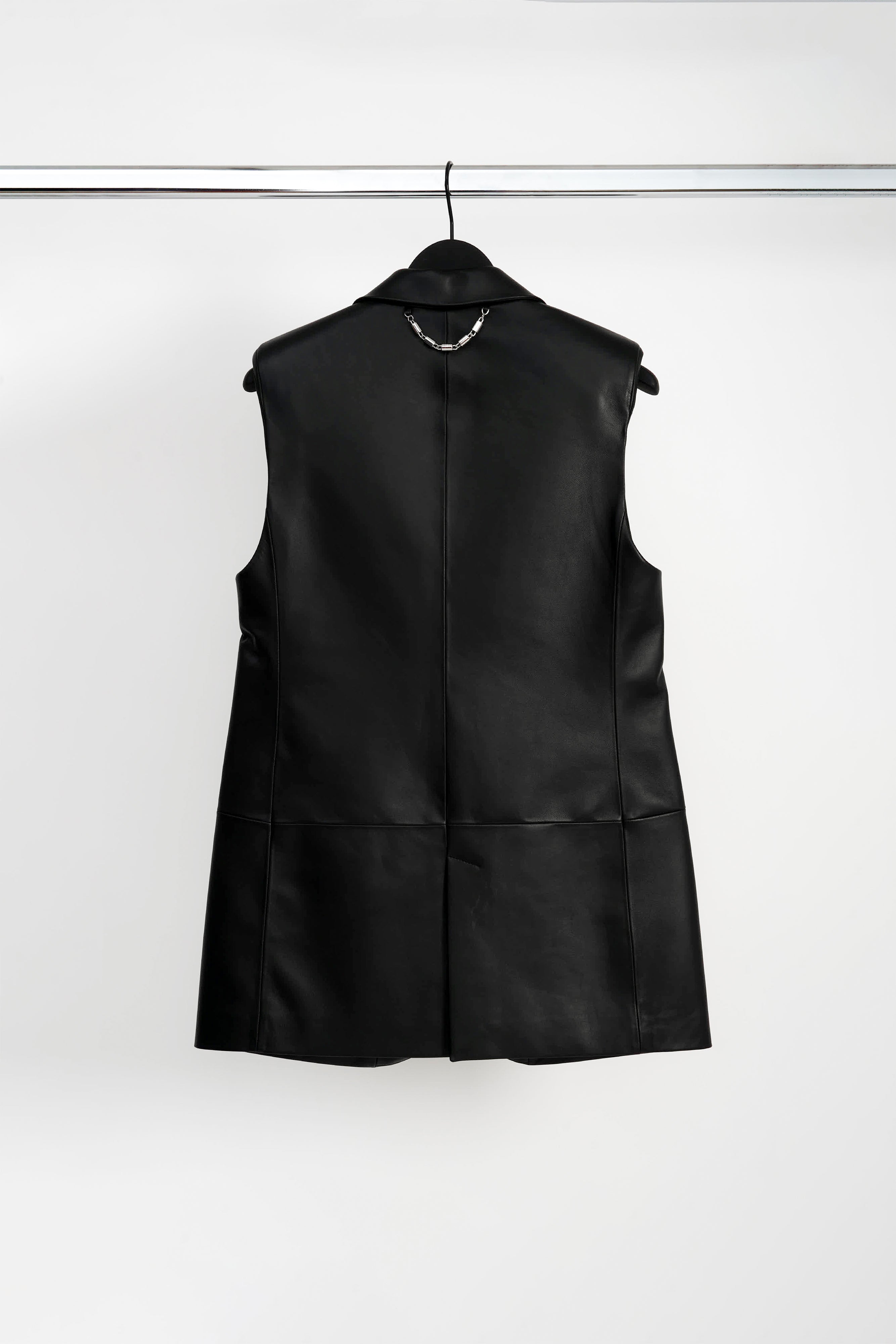 TAILORED LEATHER VEST