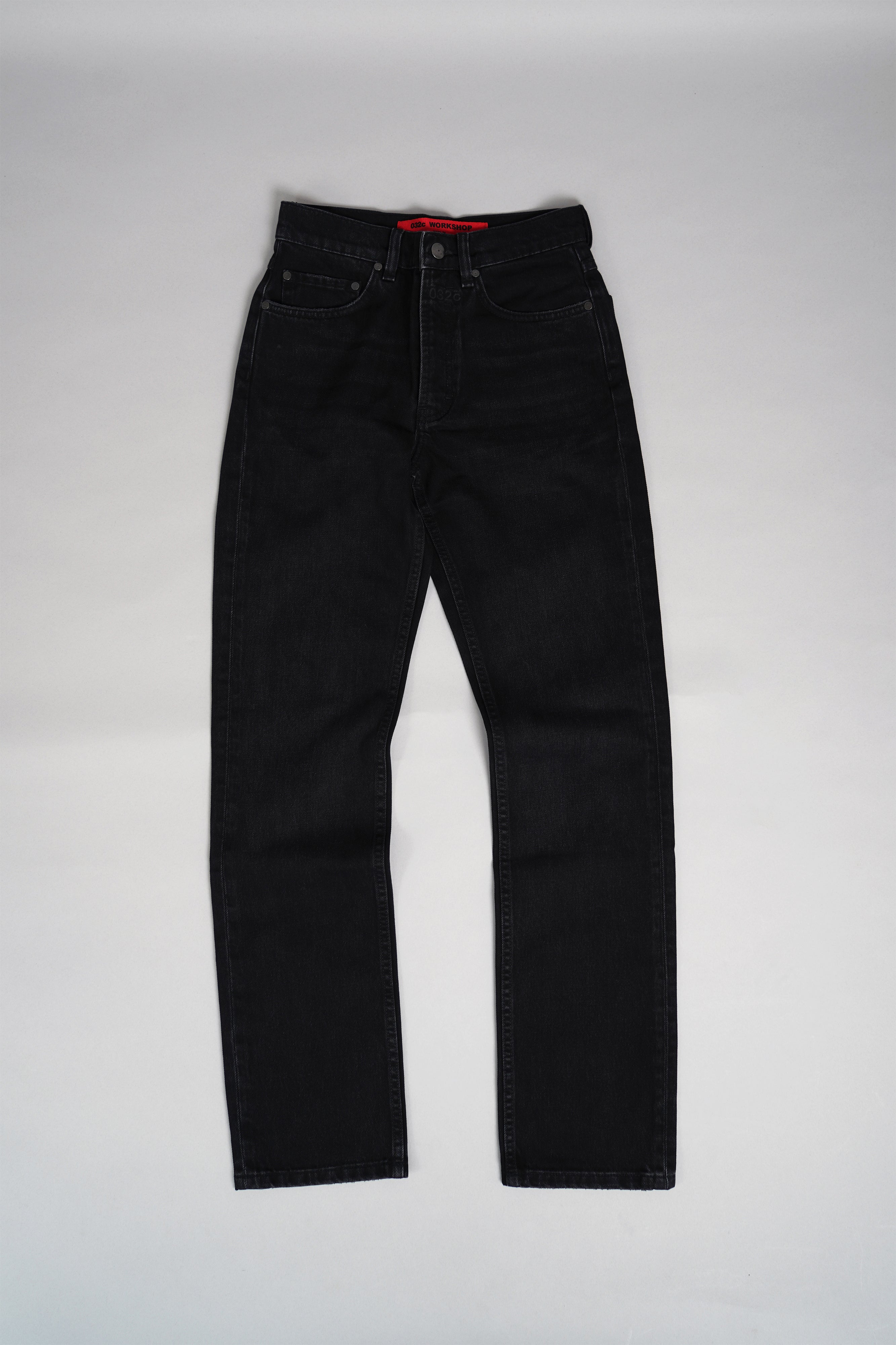 "DOWN TO EARTH" STRAIGHT LEG JEAN