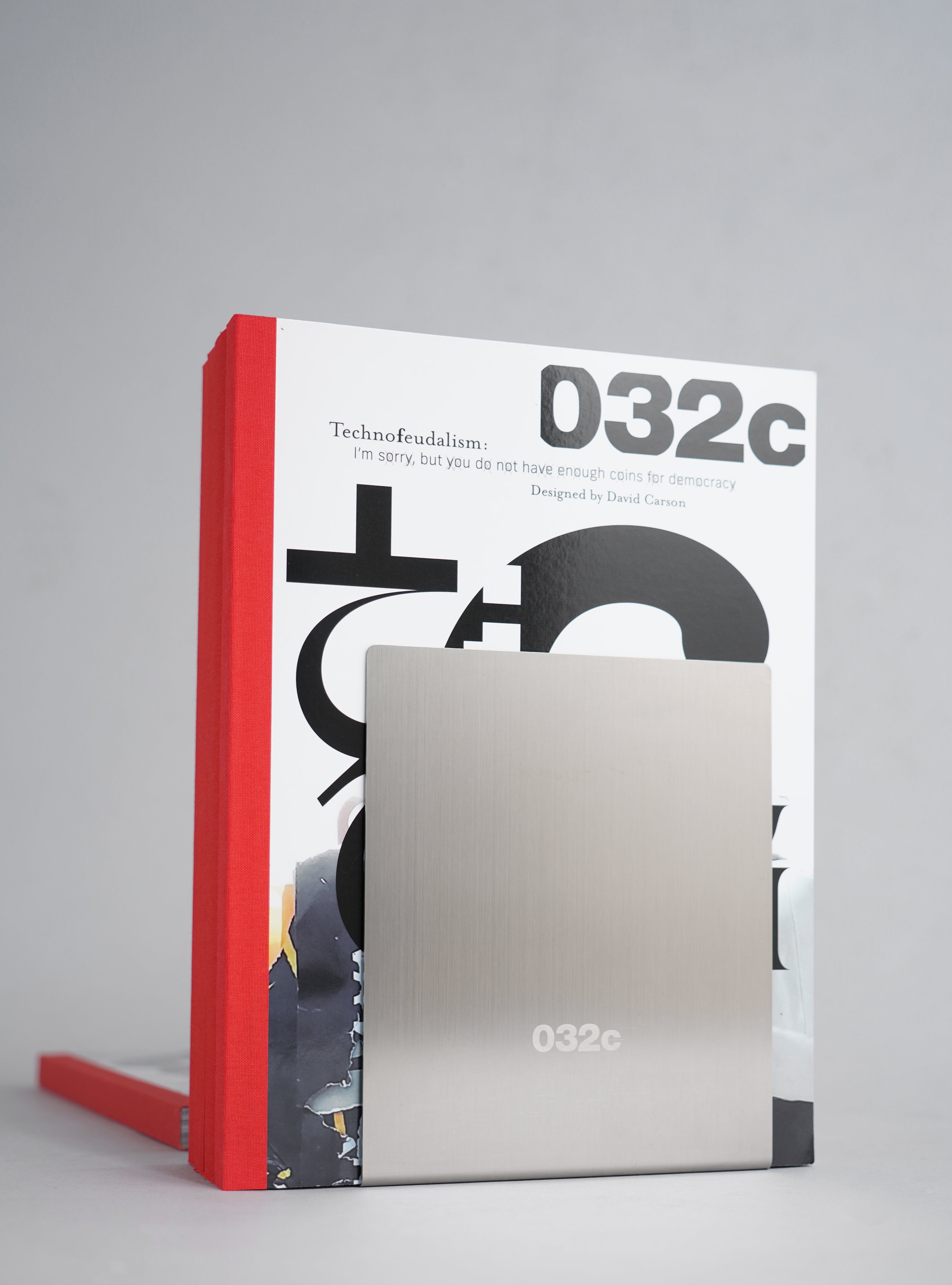 MAGAZINE HOLDER – 032c