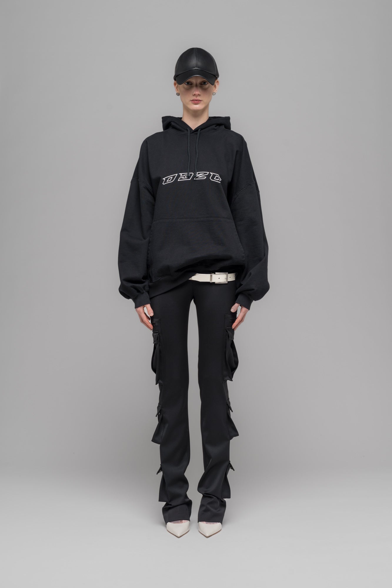 "HANSEL AND GRETEL" OVERSIZED HOODIE