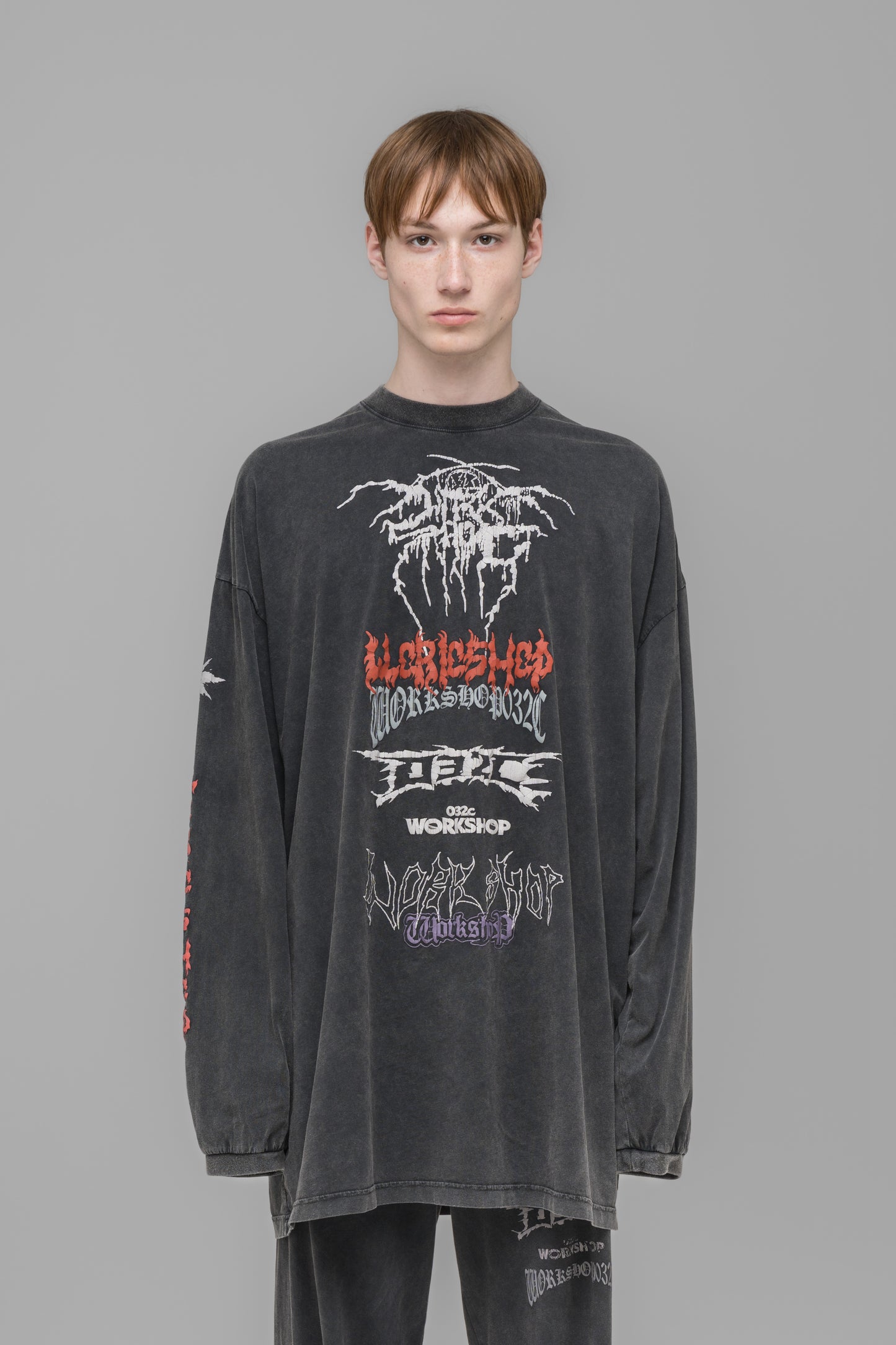 OVERSIZED LONGSLEEVE