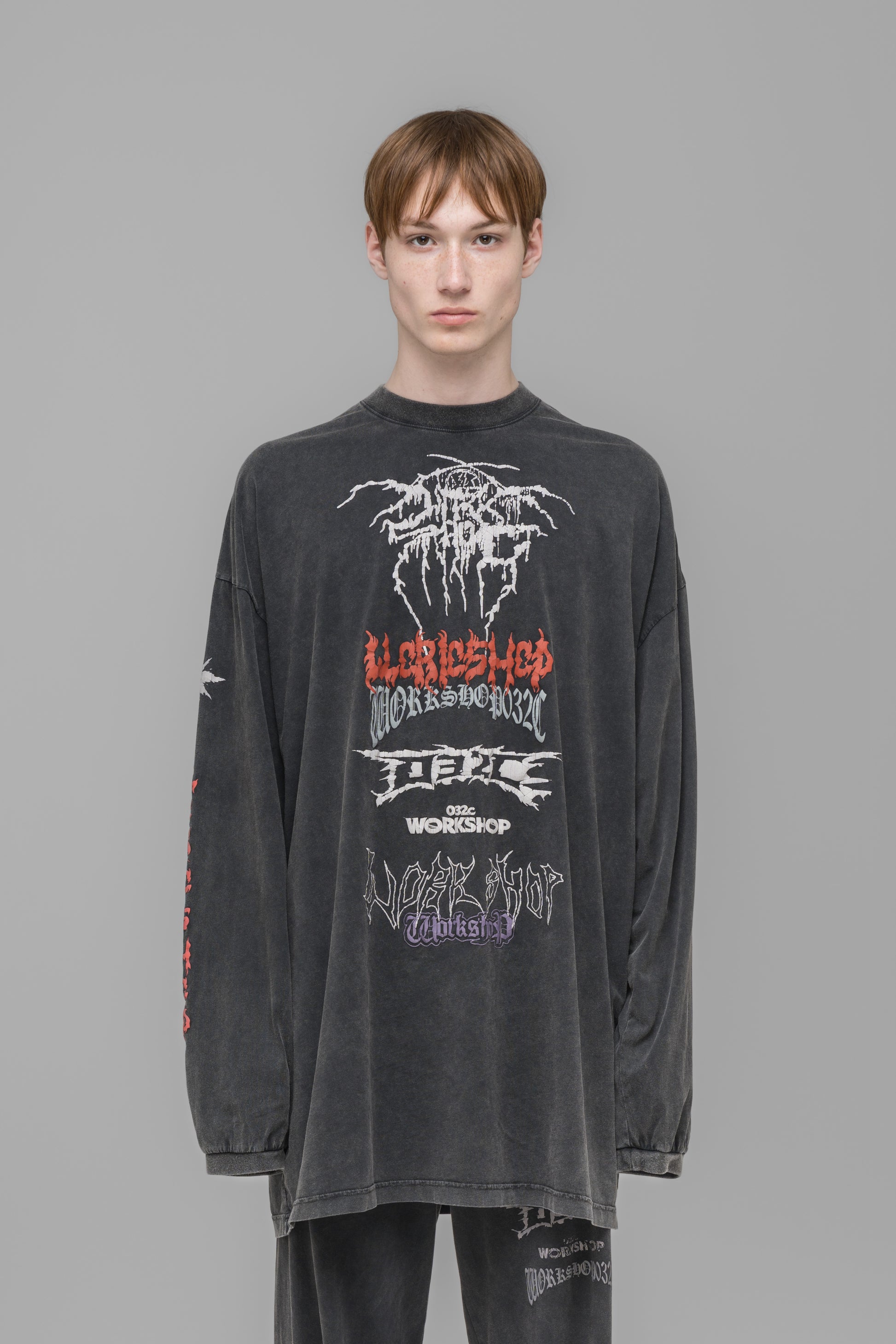 OVERSIZED LONGSLEEVE