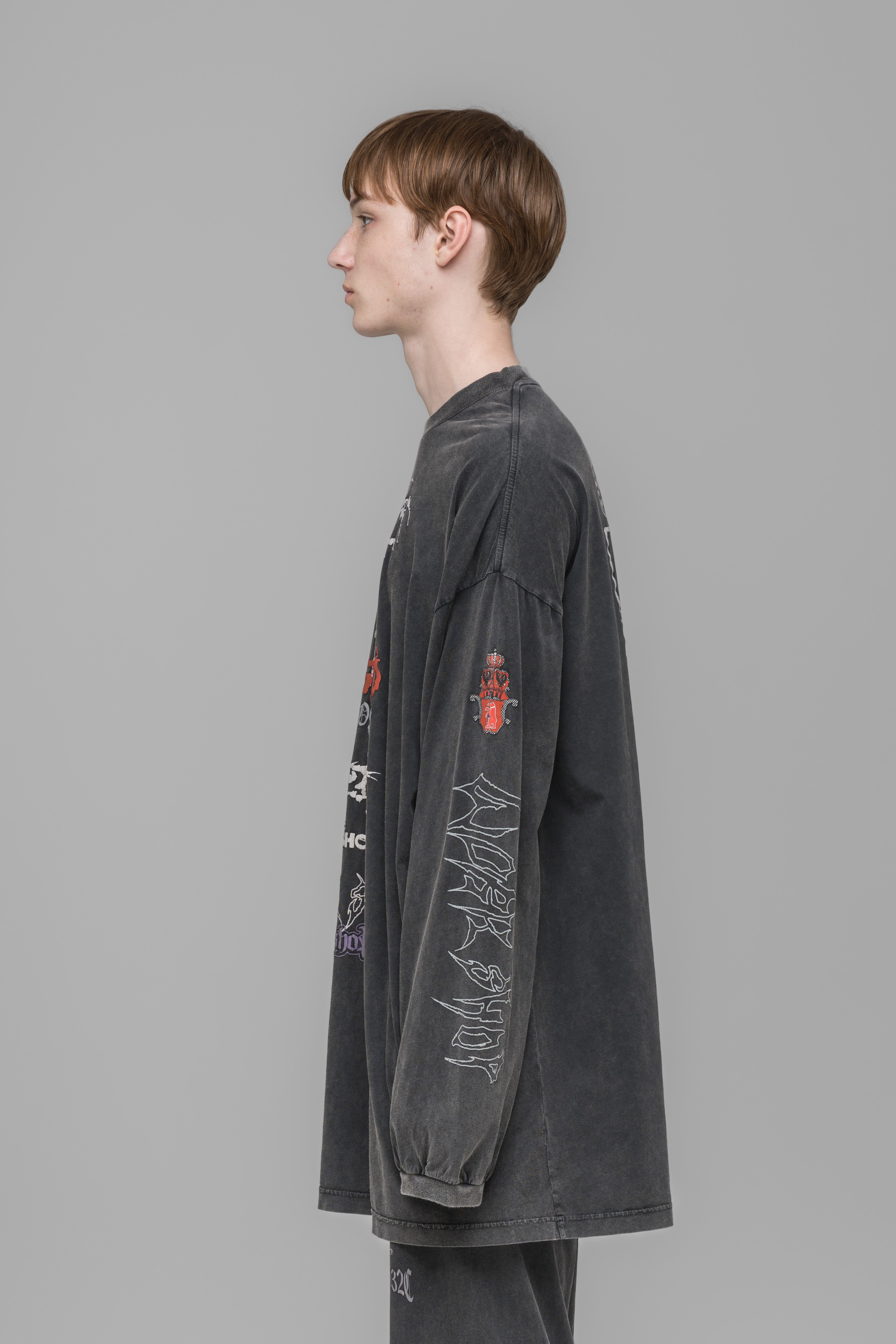 OVERSIZED LONGSLEEVE – 032c