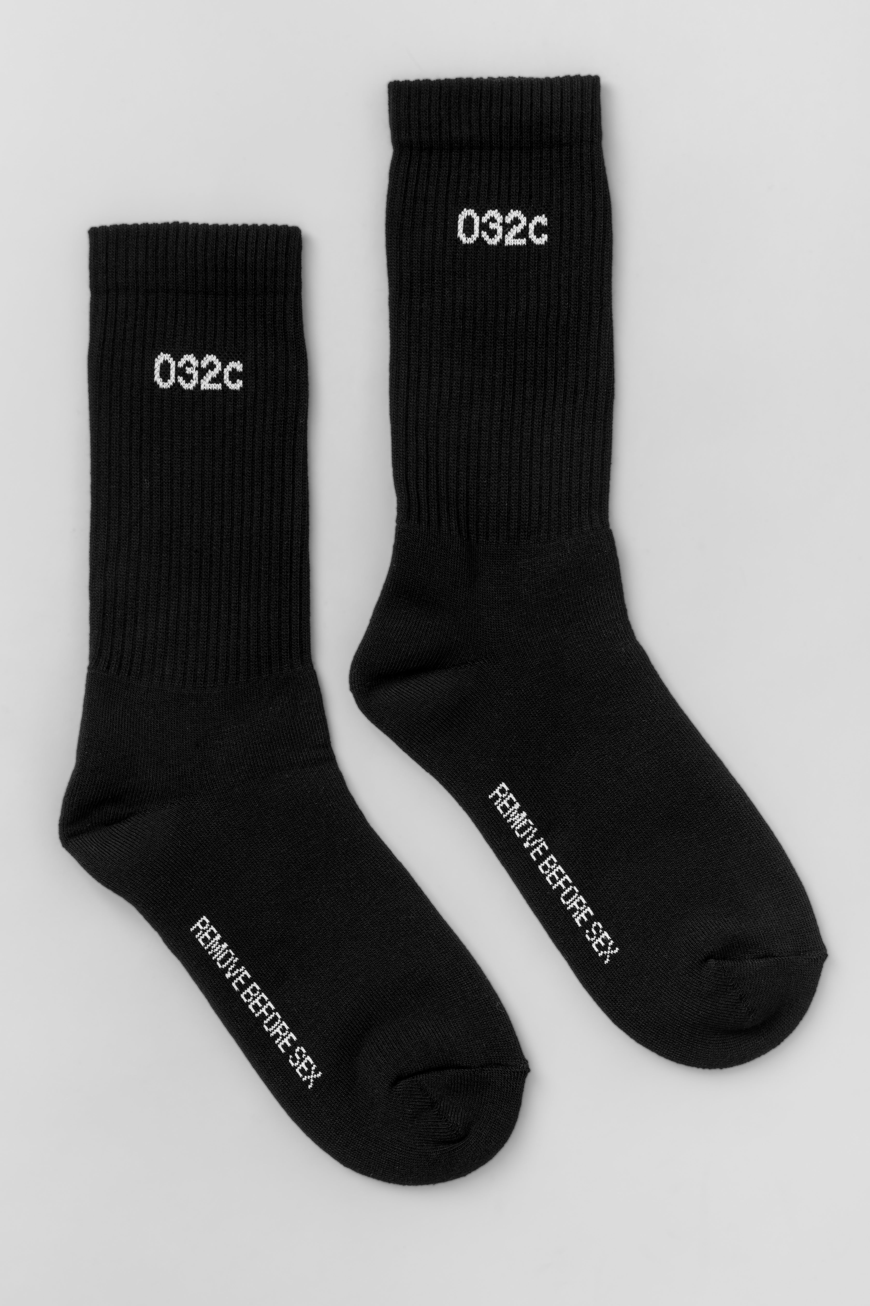 "REMOVE BEFORE SEX" SOCKS BLACK/WHITE