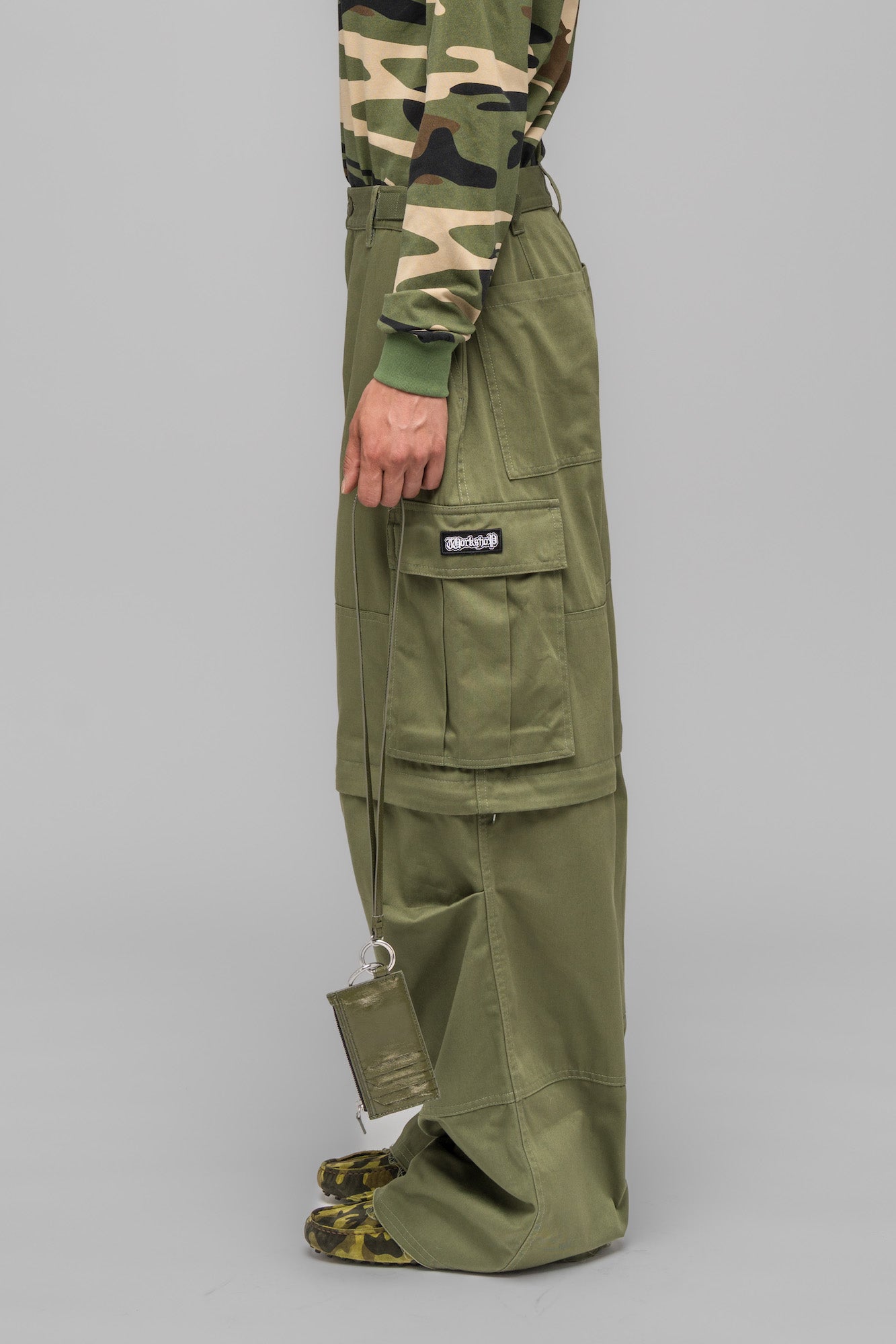 "MASKED CHOICE" CARGO PANTS - 032c