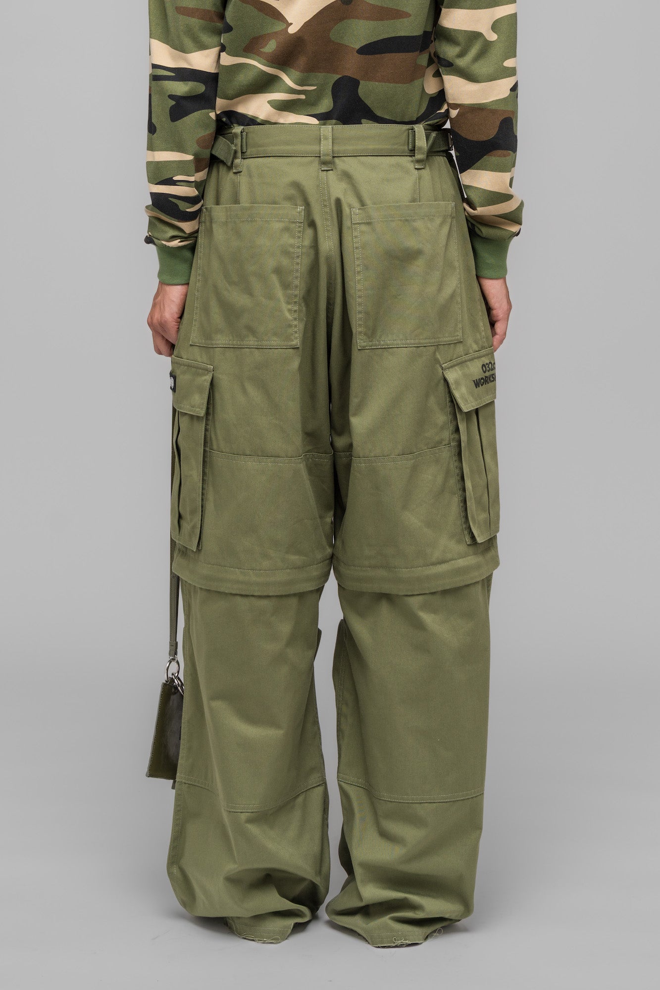 MASKED CHOICE' CARGO PANTS – 032c