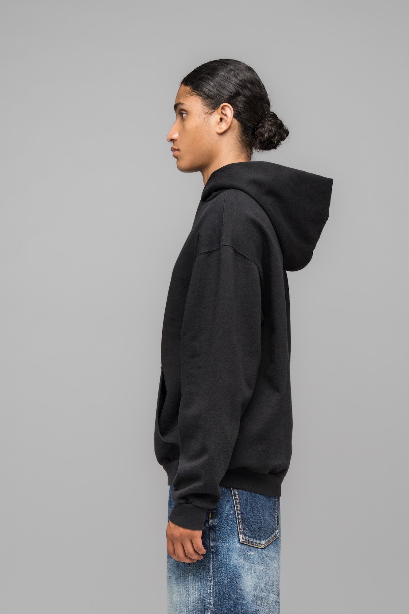 "BUY ME AN ISLAND" HOODIE - 032c