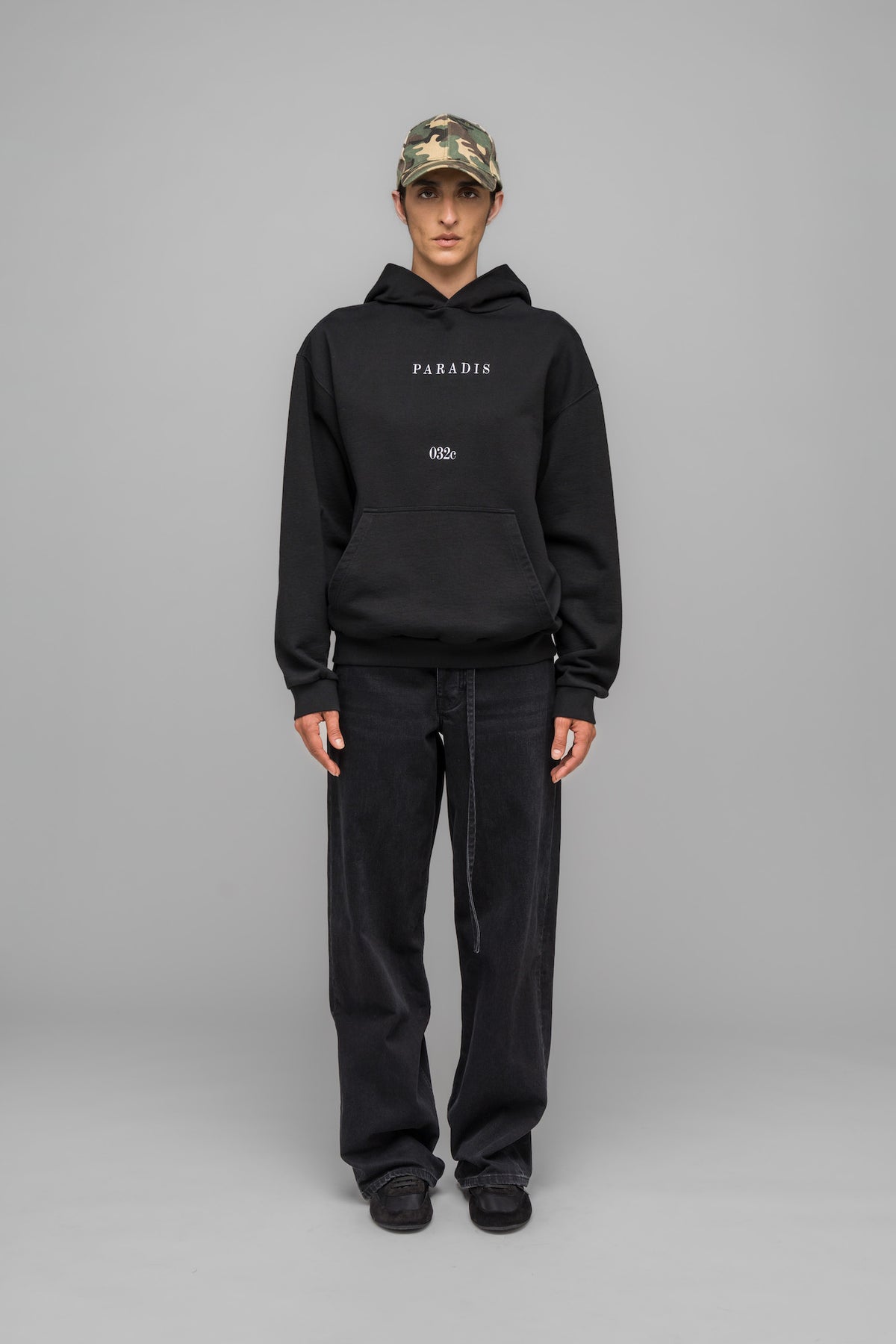 "BUY ME AN ISLAND" HOODIE - 032c