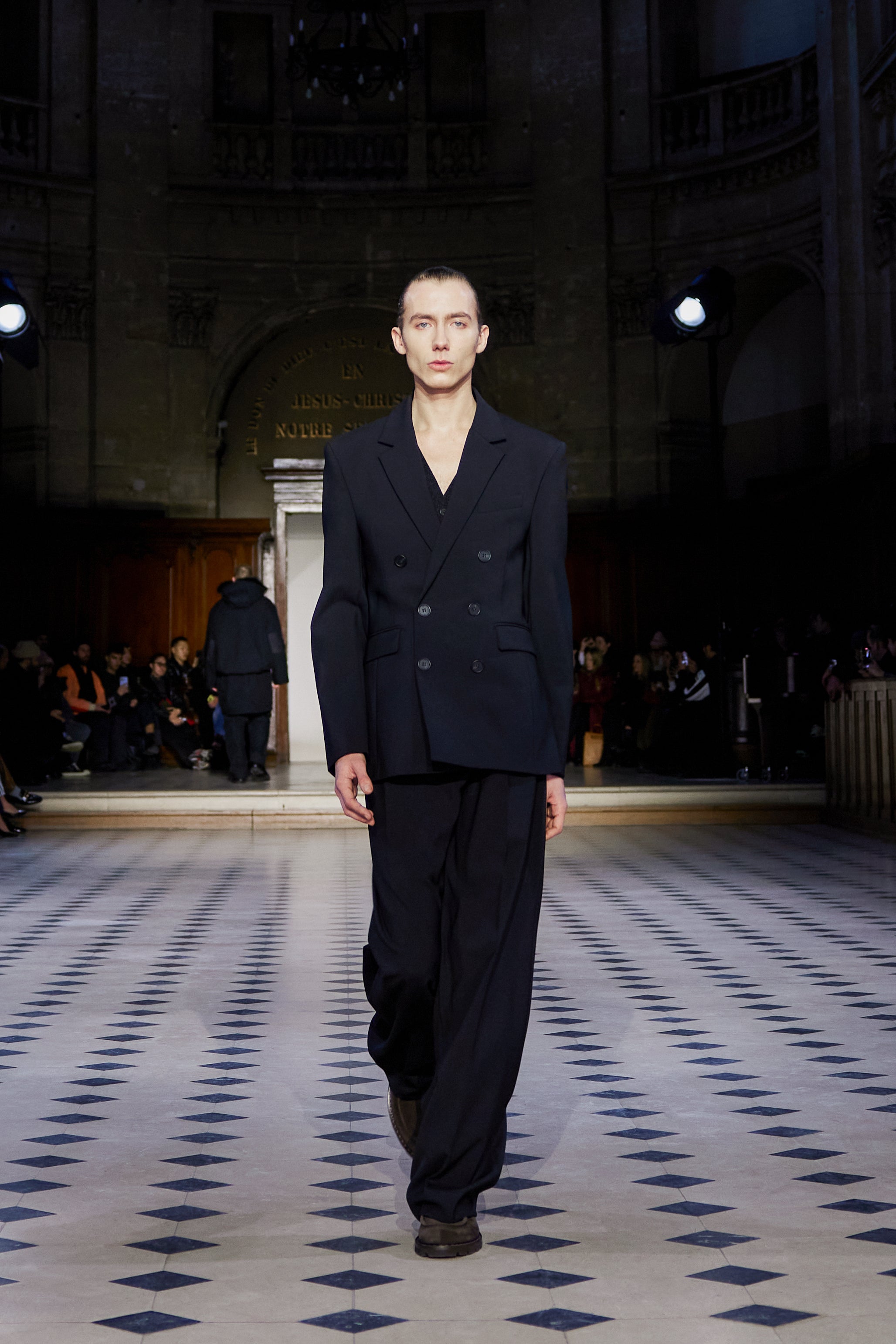 FALL/WINTER 24 – 032c