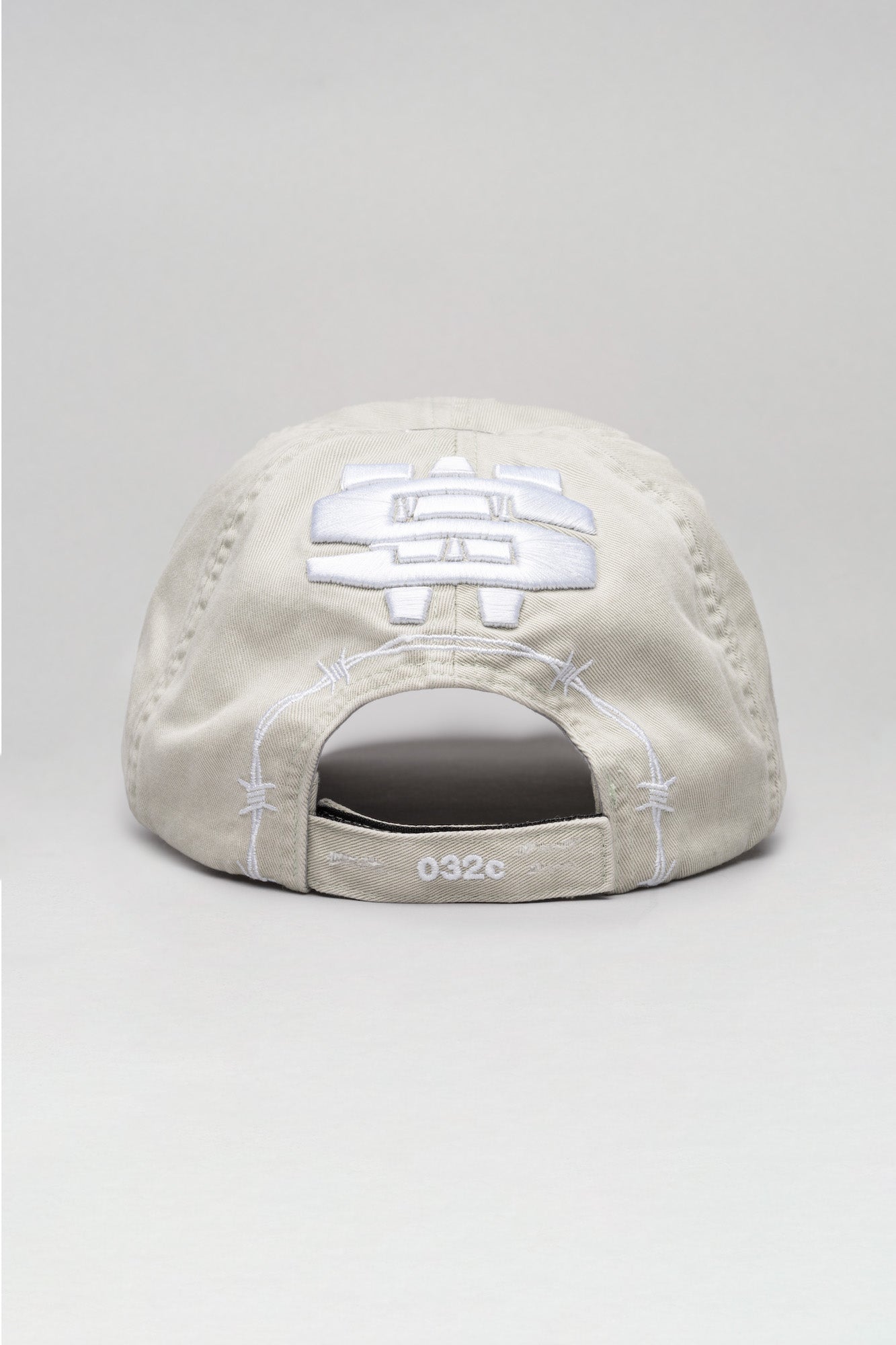 "SUSPICIOUS MINDS" CAP - 032c