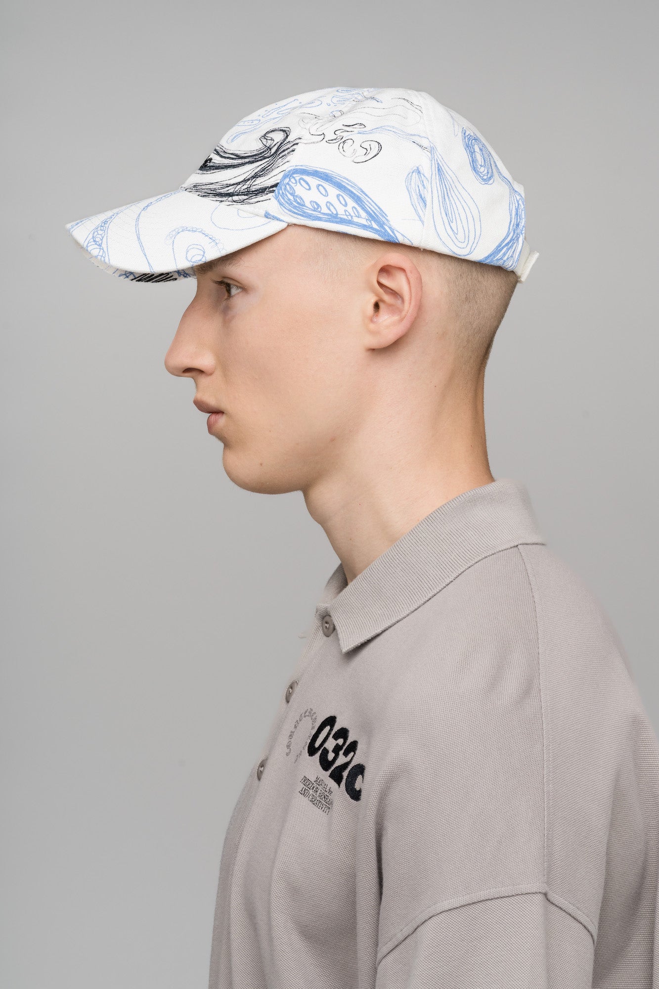 PAISLEY SCRIBBLE CAP – 032c
