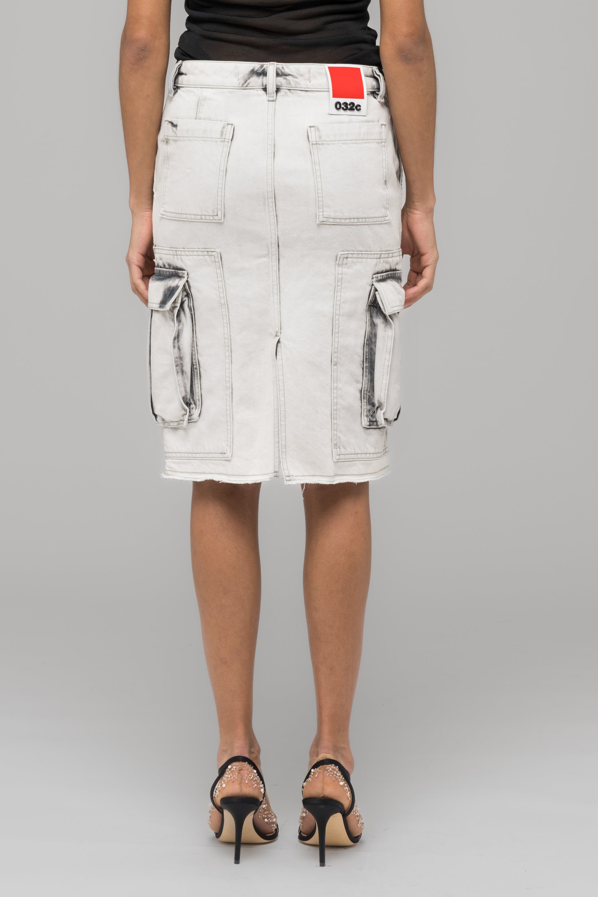 "MY OWN MIND" FRAYED DENIM SKIRT