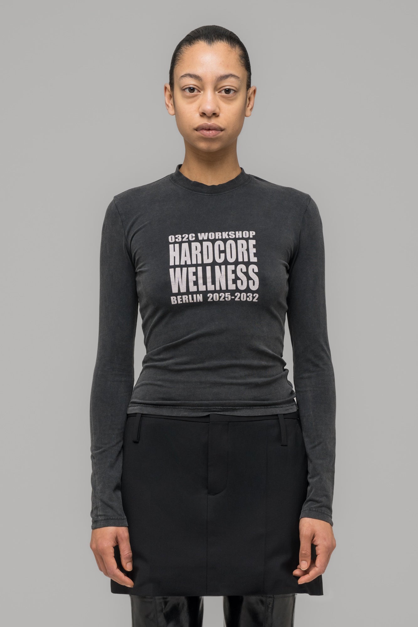 "HARDCORE WELLNESS" TIGHT LONGSLEEVE