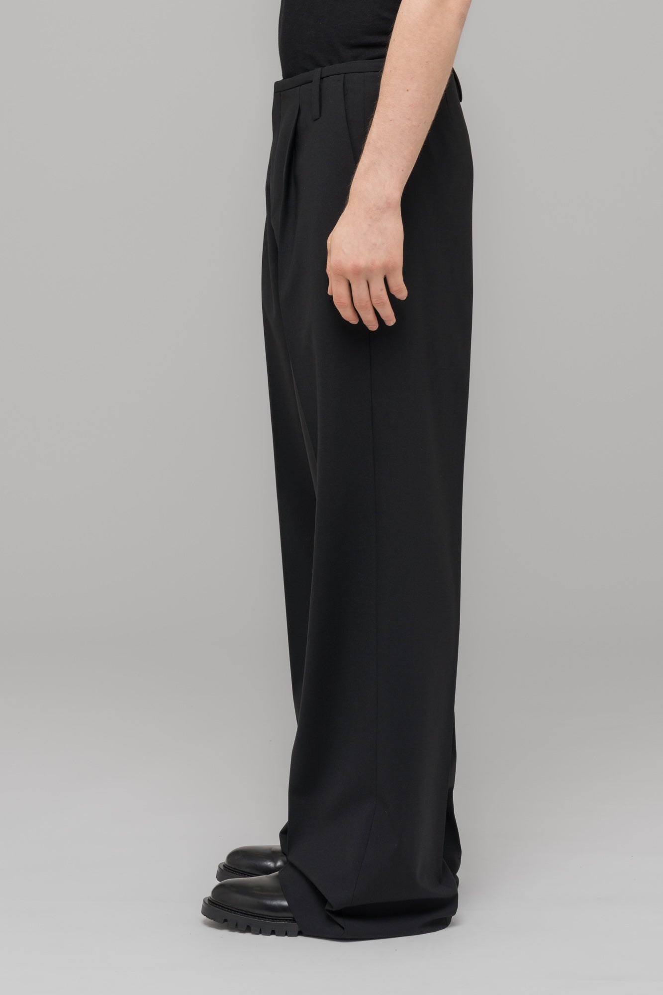 WIDE LEG SUIT TROUSSERS