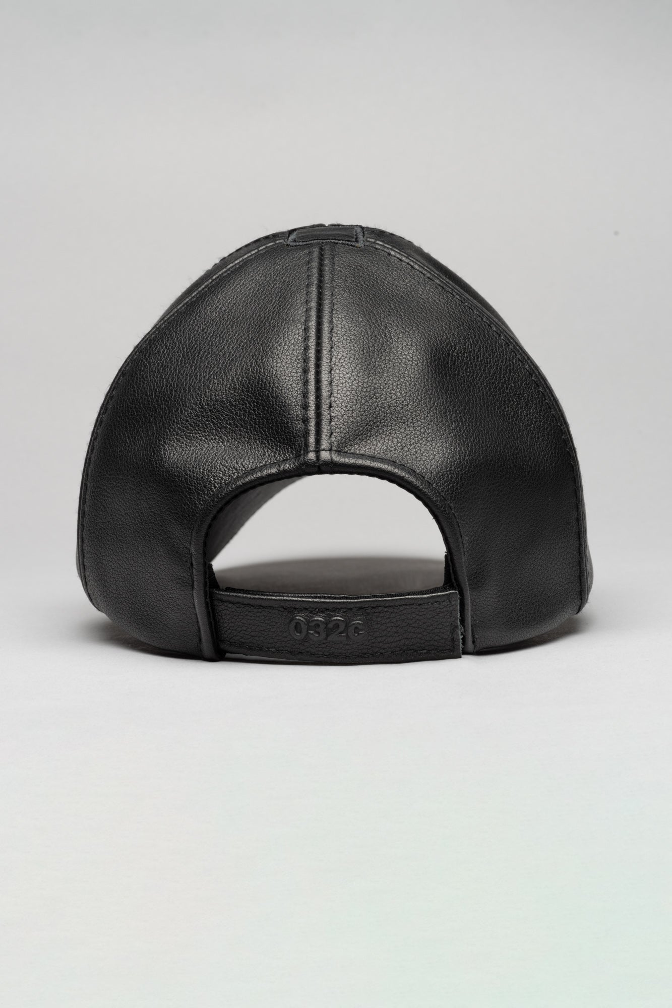LEATHER CAP – 032c