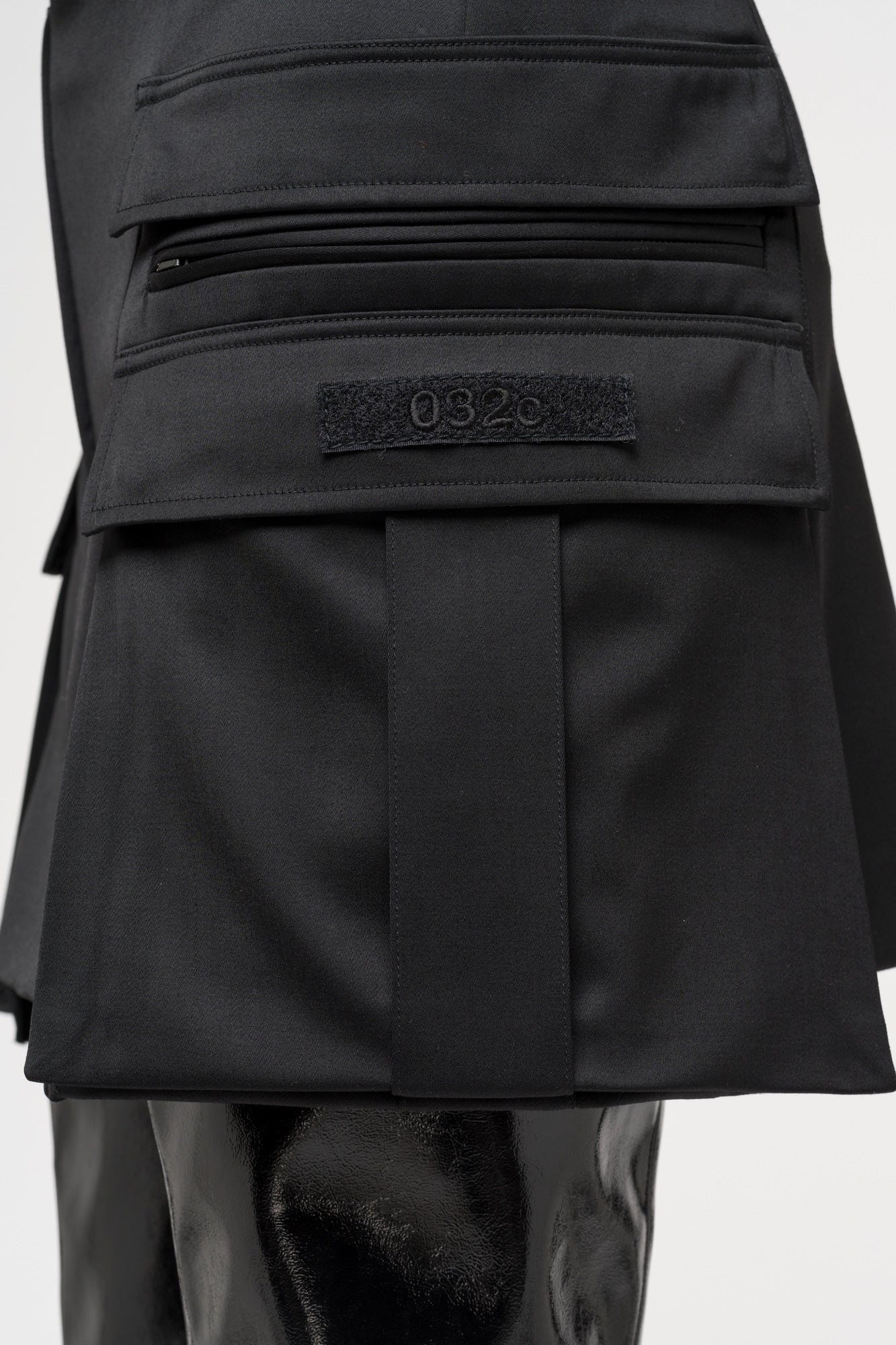 "NUCLEAR" TIGHT SUIT SKIRT