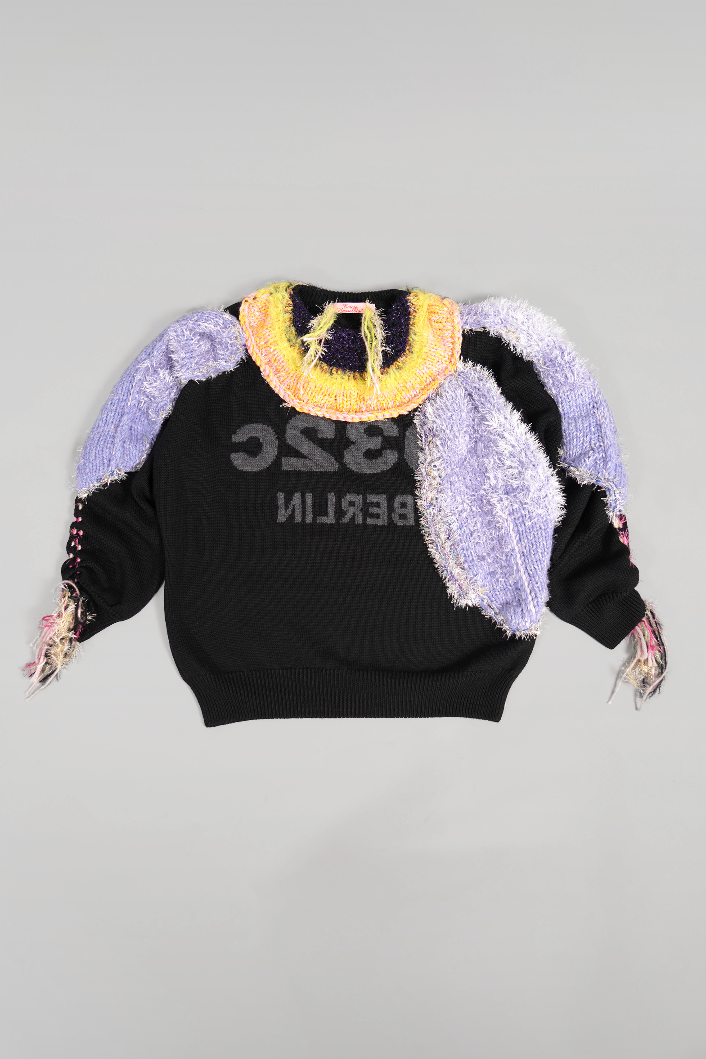 "SELFIE" SWEATER by EMMA HASSELBLAD - 032c