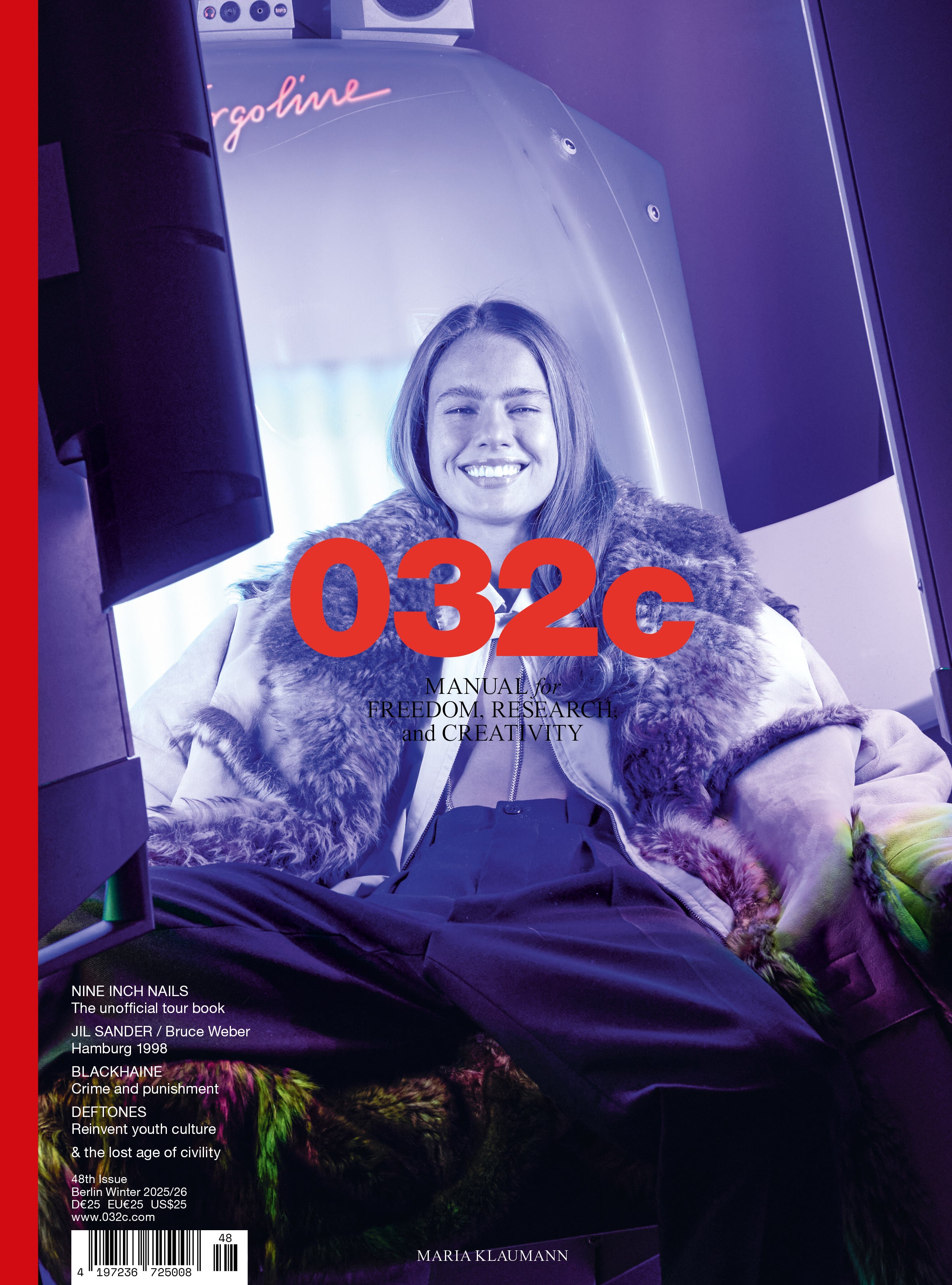 MAGAZINES – 032c