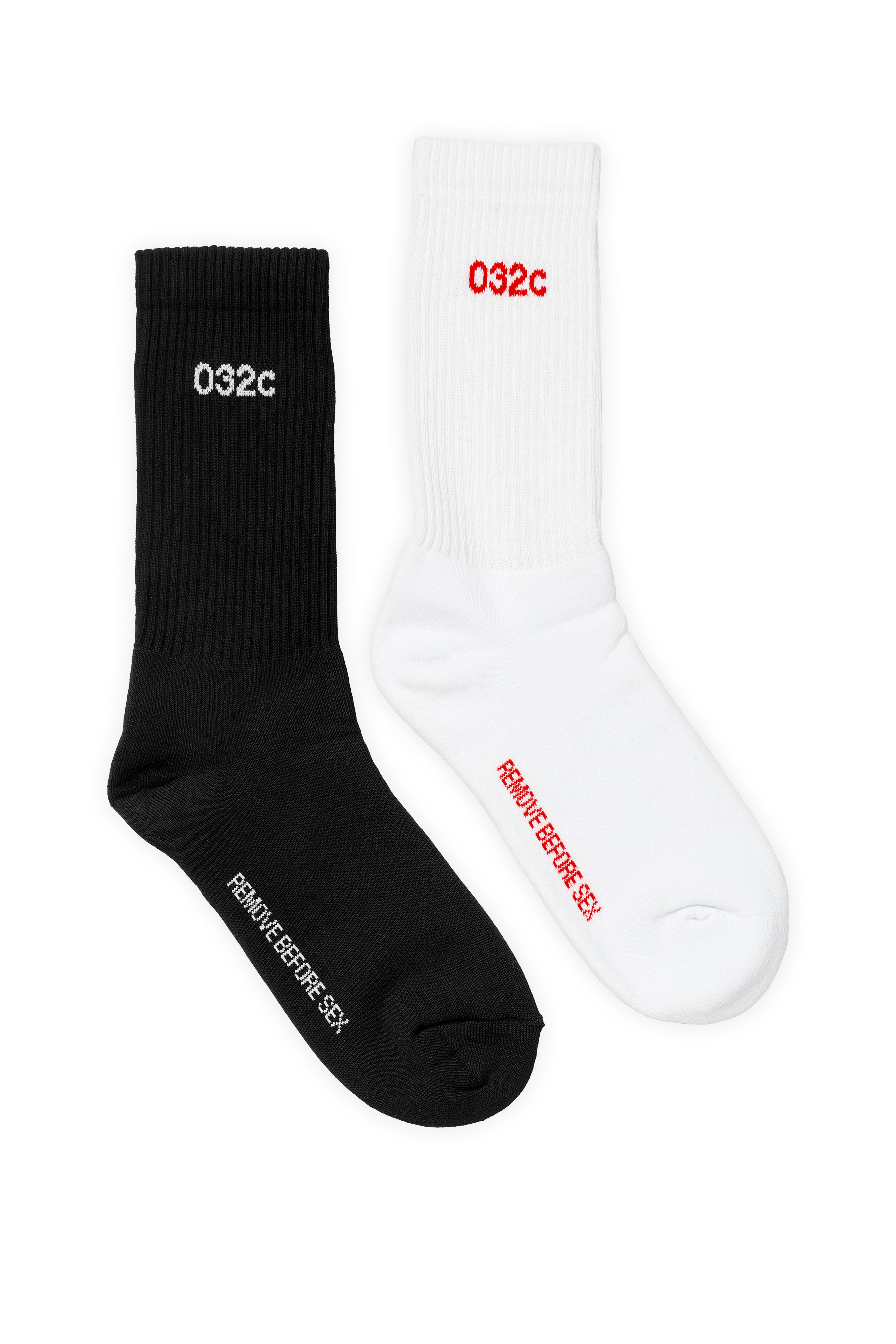 SOCKS "REMOVE BEFORE SEX" 2-PACK