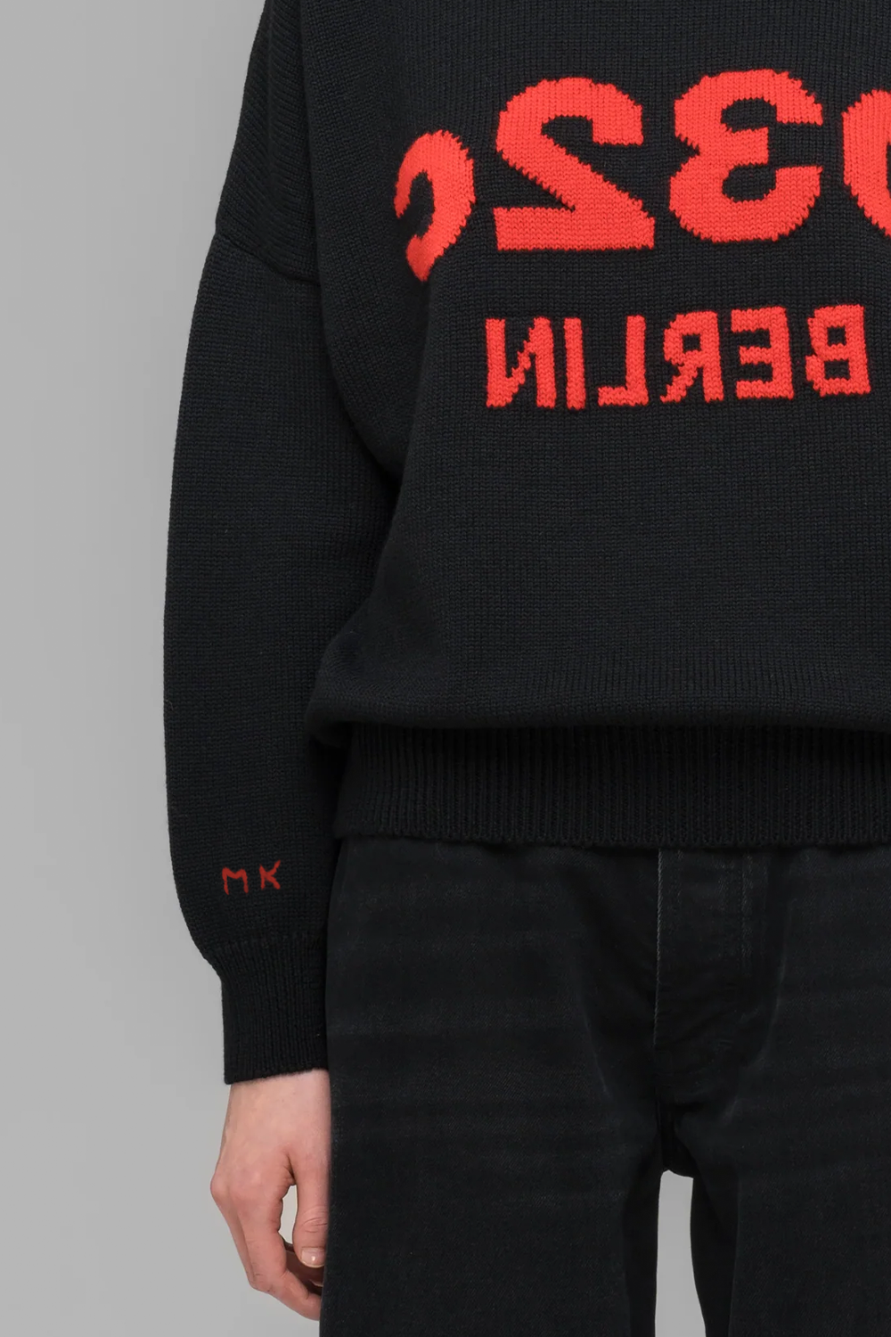 "SELFIE" SWEATER BLACK&RED - 032c