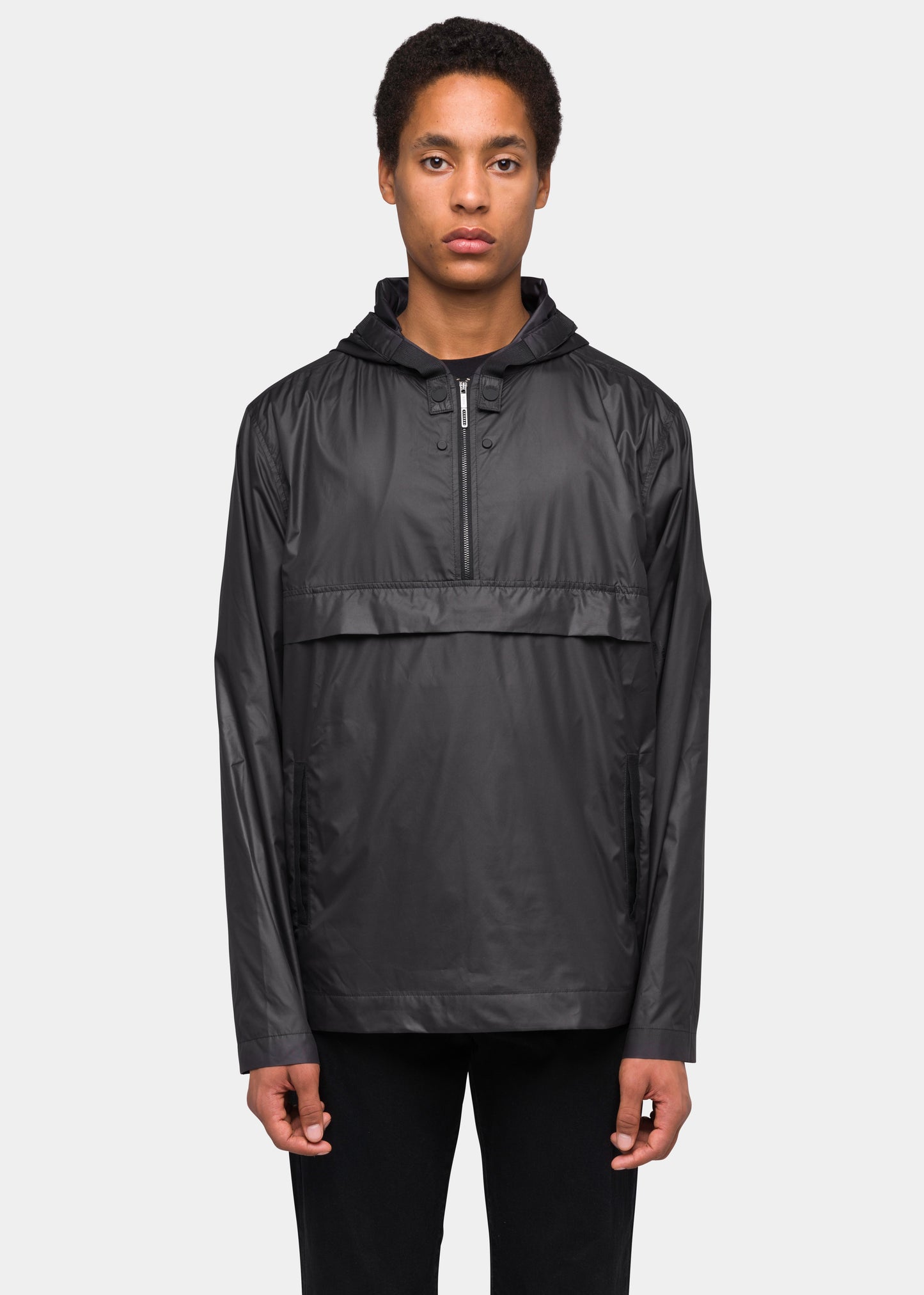 RECYCLED NYLON WINDBREAKER